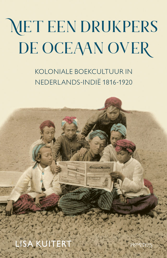 Omslag van Met een drukpers de oceaan over